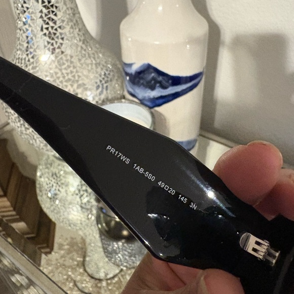 Prada Black Women's Sunglasses - Picture 6 of 7